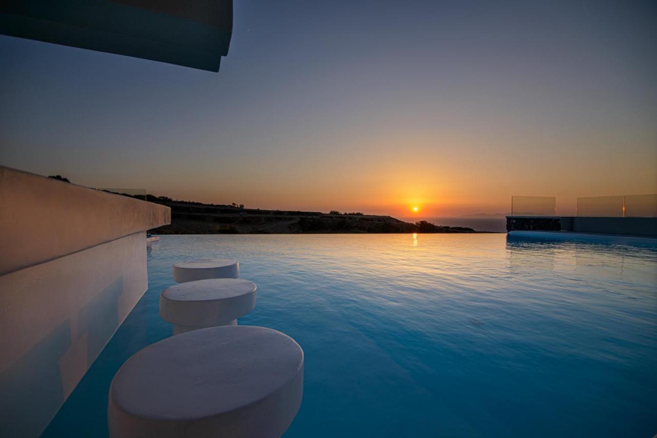 Hotel Adorno Oia Exteriér fotografie